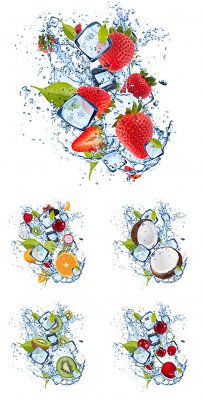          / Fruits and berries in a spray of water - Stock photo